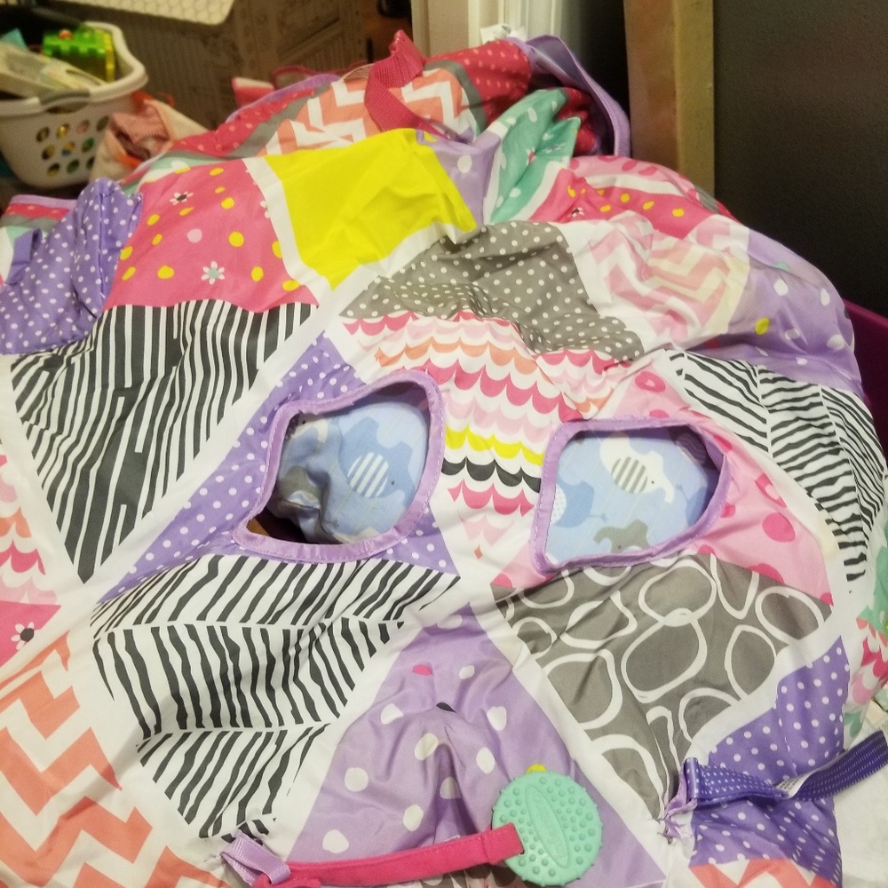 Girls multicolored grocery cart cover